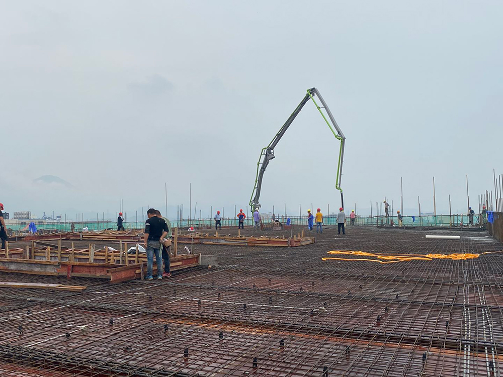 里程碑：主体工程顺利结顶